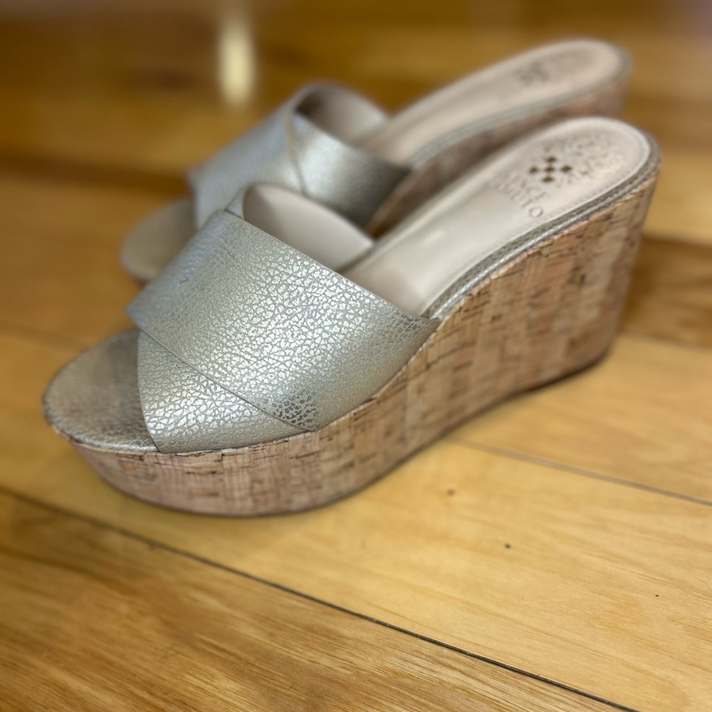 Vince Camuto Kessina Women's Leather Cork Wedge Sandals - Picture 14 of 14